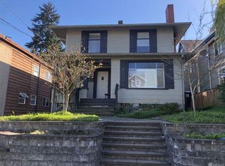 807 N 49th St APT 3, Seattle, WA 98103