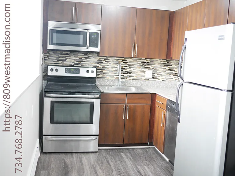 809 W Madison St #6034757 — Photo 2