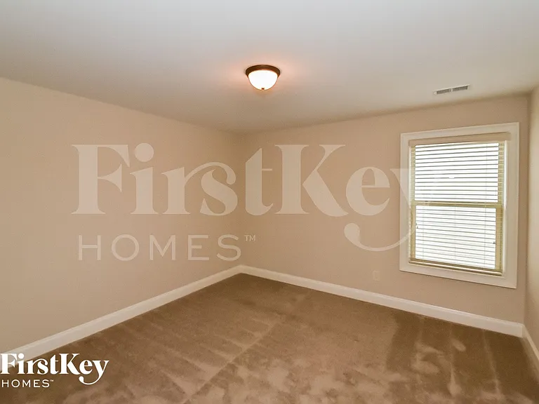 130 Village Park Dr — Photo 12