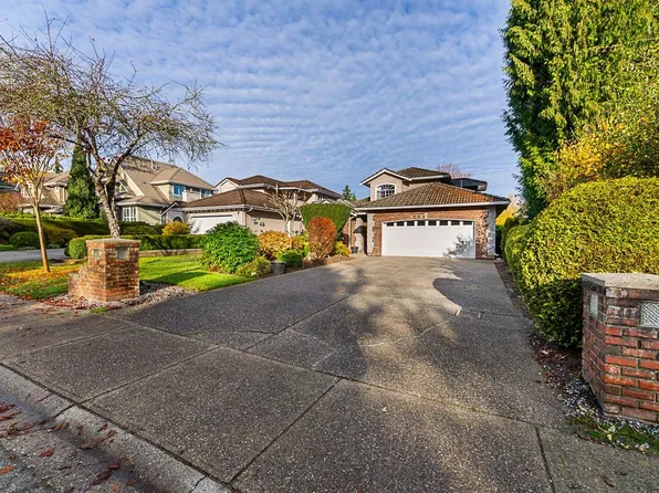 16545 10th Ave, Surrey, BC V4A 9S1