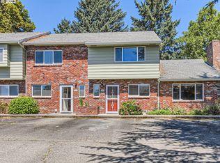 1813 NE 19th St, Gresham, OR 97030