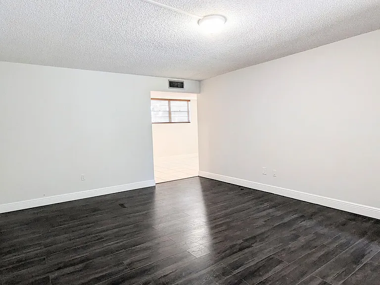 3253 Foxcroft Rd #210 — Photo 15