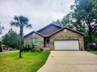 167 Apache Dr, Defuniak Springs, FL 32435