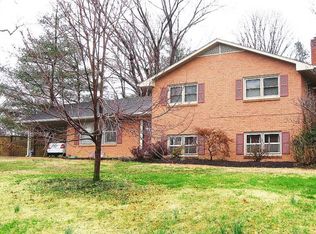 510 Stonegate Dr, Blacksburg, VA 24060