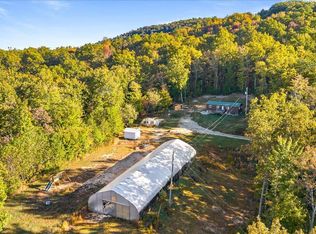 2579 Campground Rd, Sunbright, TN 37872