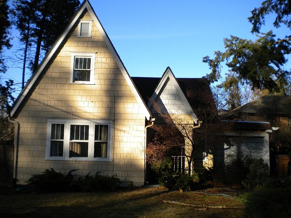 View from Glass Street