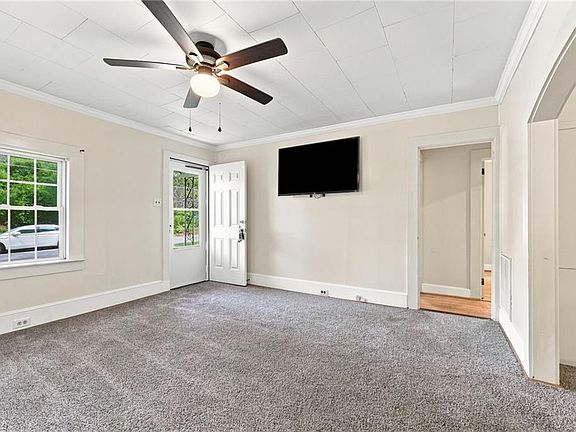 3rd image of 221 Zollicoffer Ave