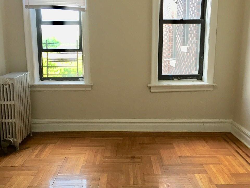 1st image of 85 Forest Pkwy #6