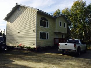 198 Crest Dr, Fairbanks, AK 99712
