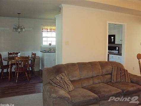 4th image of 1501 Pine Crest Dr