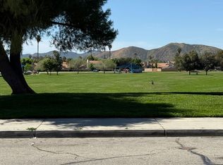 2622 Cypress St, Hemet, CA 92545