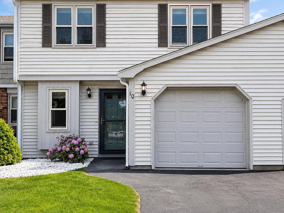 1st image of 10 Evergreen Pl Unit 10