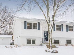5317 SE 8th St, Des Moines, IA 50315