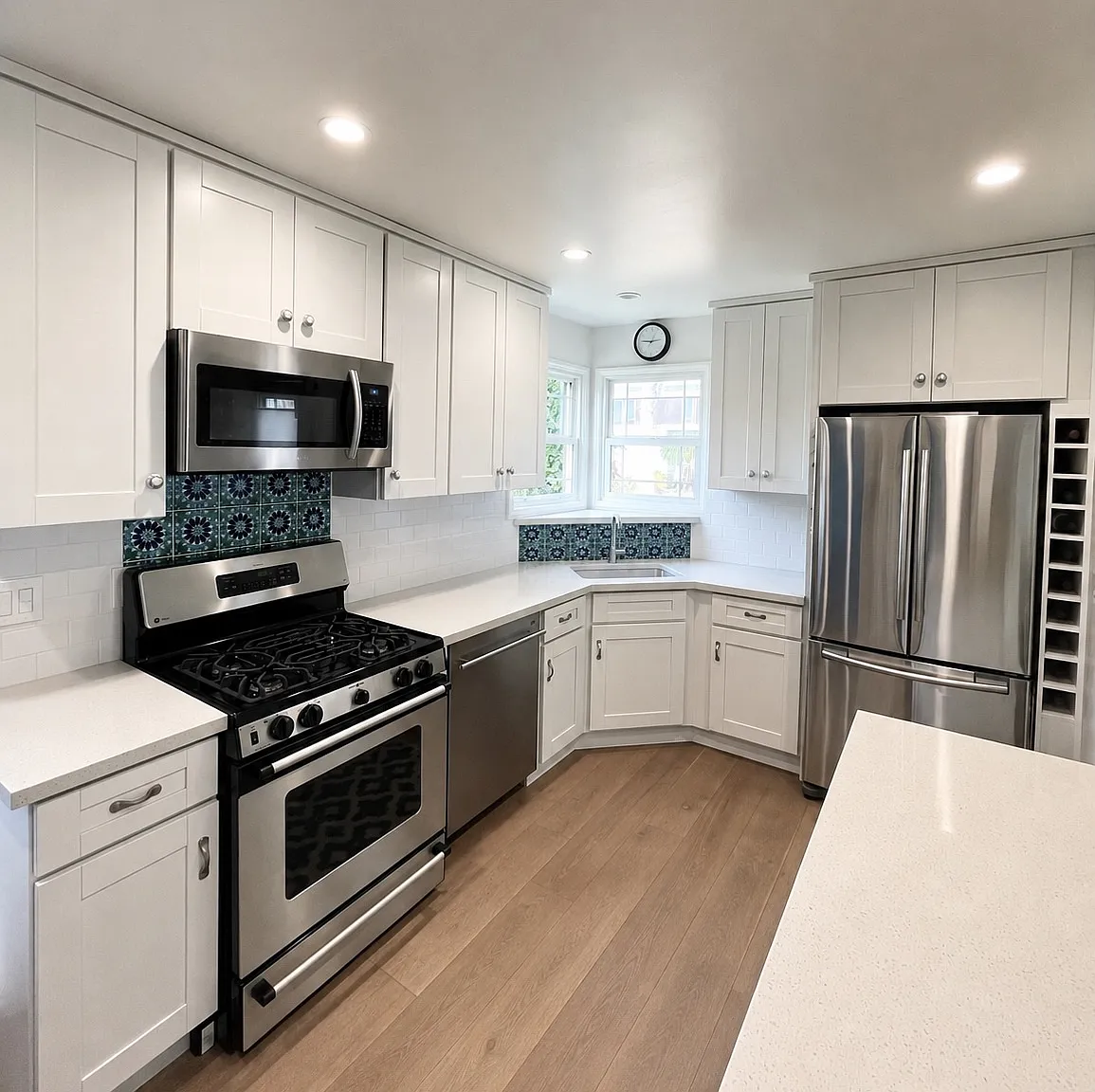 2 bed, 1000 sqft, $6,000 — Photo 4