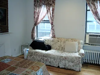 Rented by Zaika Realty 