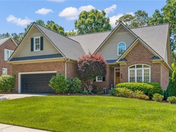 1724 Mirabeau Ct, High Point, NC 27265