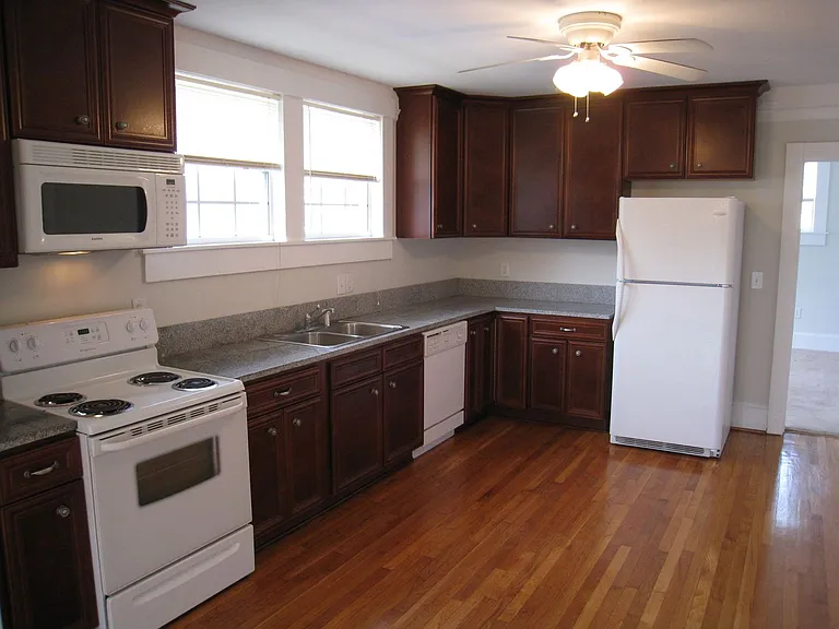 4305-4307 S Johnson St — Photo 6