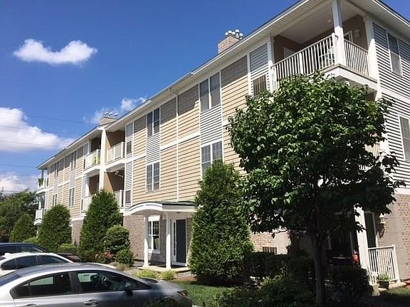 3rd image of 200 Roger Williams Ave Unit 111