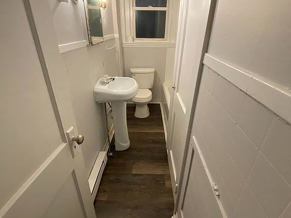 3rd image of 15 N 6th St APT 2
