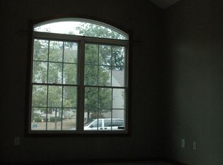 5014 Bel Aire Rd, Des Moines, IA 50310