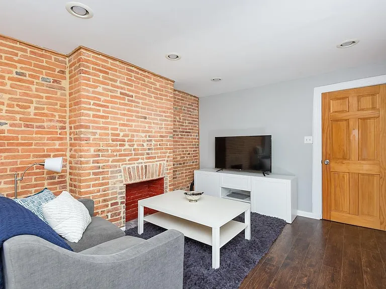 114 S Chester St #2 — Photo 5