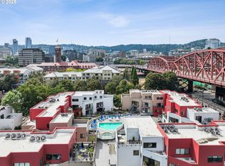 1010 NW Naito Pkwy APT M10, Portland, OR 97209