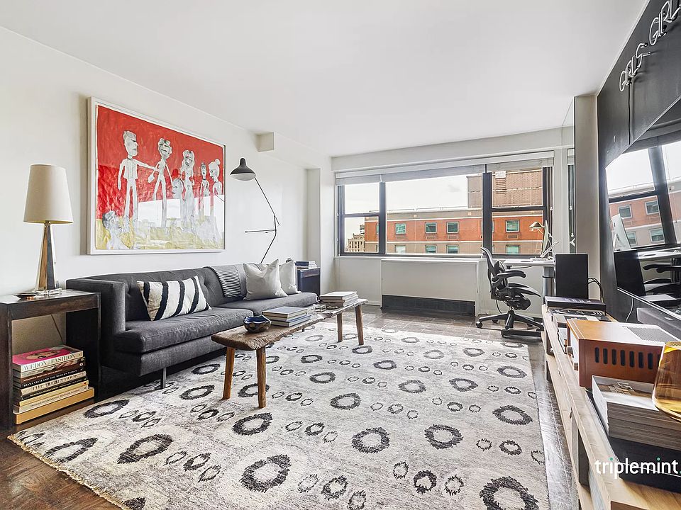 1st image of 115 E 9th St APT 17D