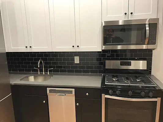 Rented by Nooklyn NYC LLC | media 7