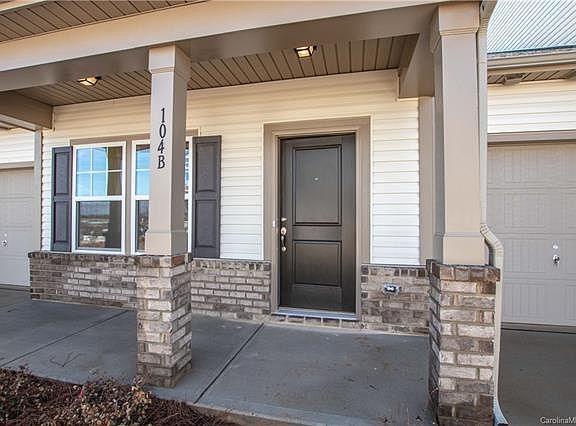 3rd image of 104C Blackstone Ct #12