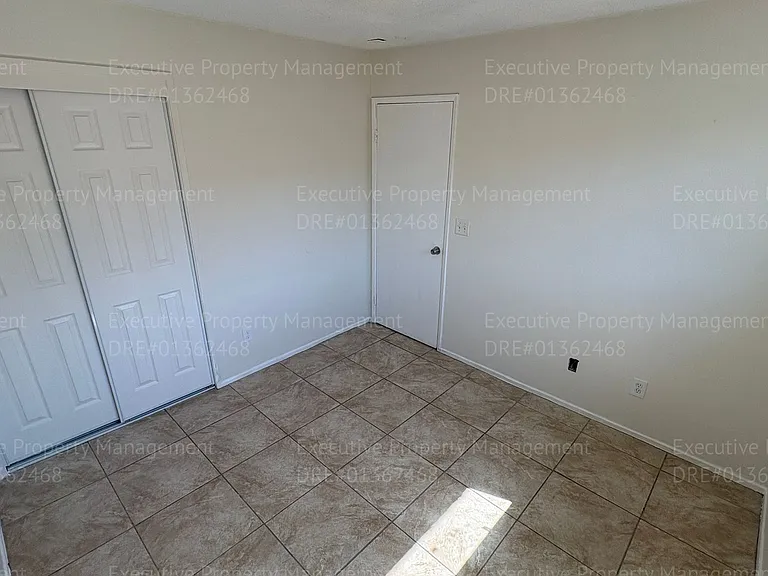 1405 Pacific St — Photo 25