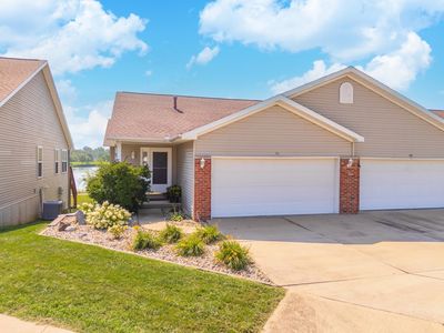 51 Oak Park Rd, Bloomington, IL, 61701