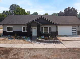 912 Lane Ave, La Grande, OR 97850