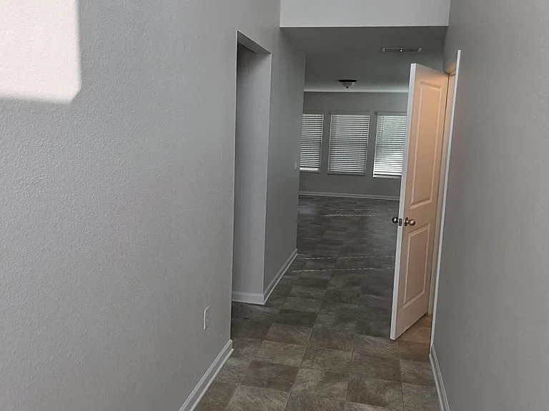 2537 Wisdom Ct — Photo 5