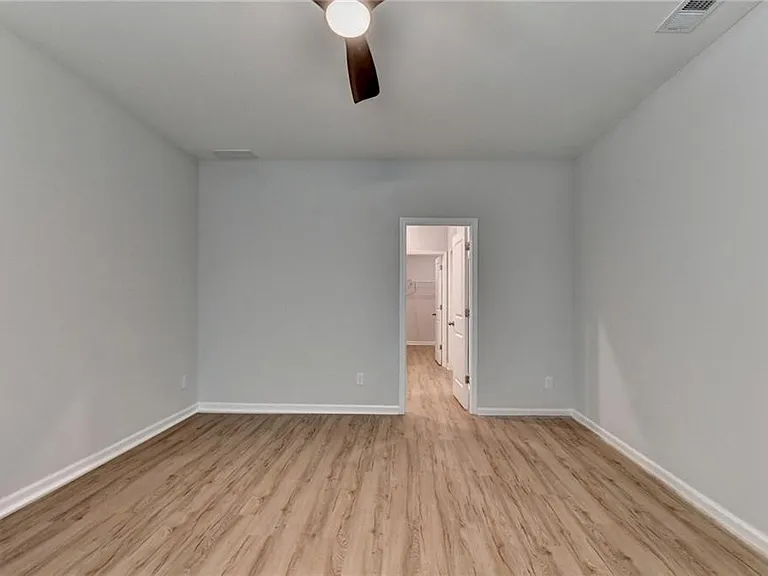175 Grey Falcon Ave — Photo 10