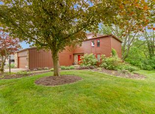 12846 Andover Dr, Carmel, IN