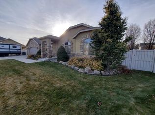 11716 S Lake Stone Cir, South Jordan, UT 84009