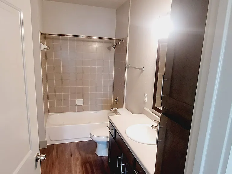 Catalon at Lago Mar I & II — Photo 62