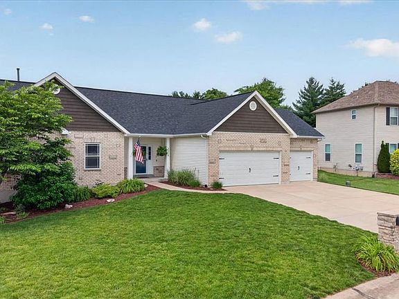 2nd image of 3219 Big Piney Dr