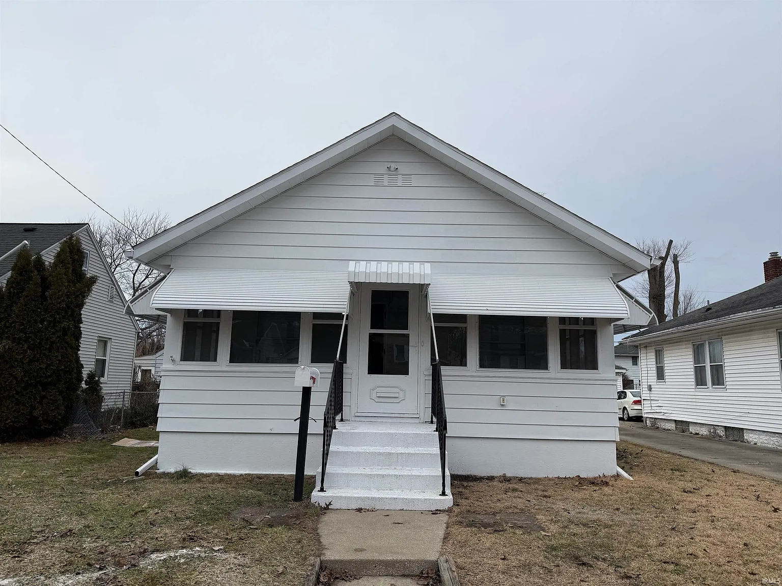 817 E Eckman St photo 1