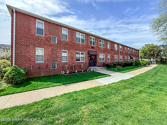 2nd image of 133 Cortelyou Ave APT 1-3
