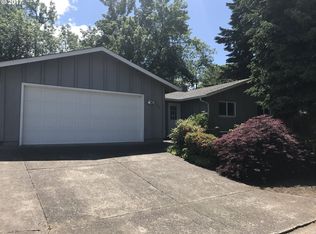 3296 Spearmint St, Eugene, OR 97404