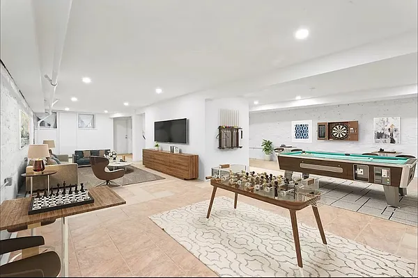 Rented by Brown Harris Stevens | media 7