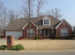 1014 Golf Course Dr, Searcy, AR 72143