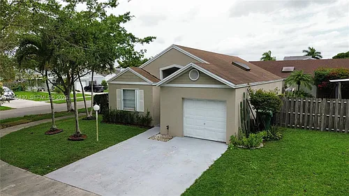 12713 SW 146th Ln Photo 1