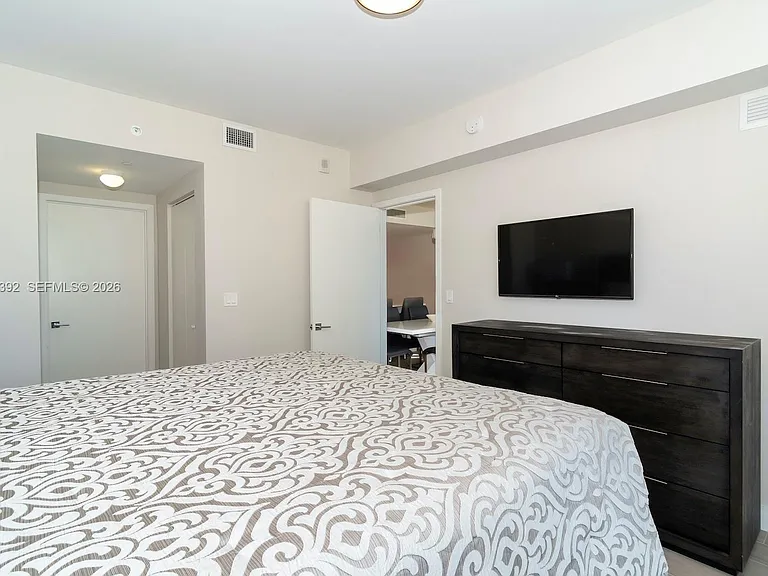 488 NE 18th St #3608 — Photo 19
