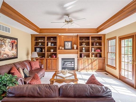 5th image of 1898 Winding Brook Way