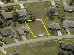 136 SE 4th Ter, Cape Coral, FL 33990
