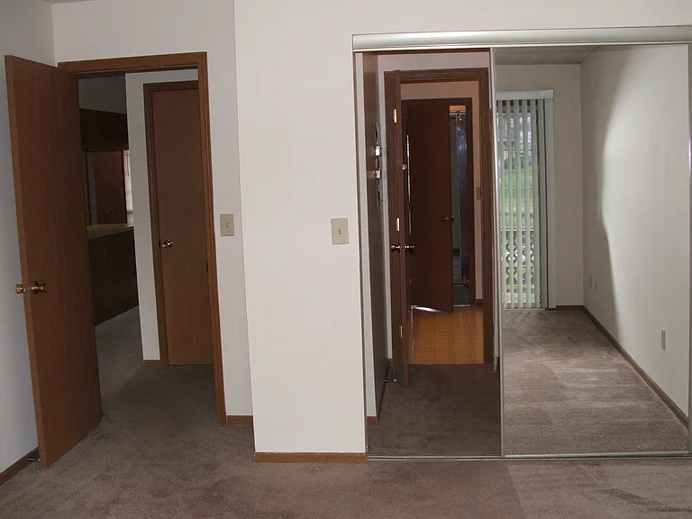 6039 Shadow Lake Cir #A — Photo 5