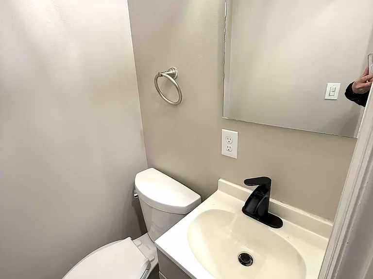 1709 Newbrook Dr — Photo 9