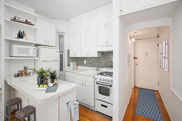 L’Appartement AMERICANA N/S Fooded P/O Union Square Apartment Homes - North Chili, NY 14514